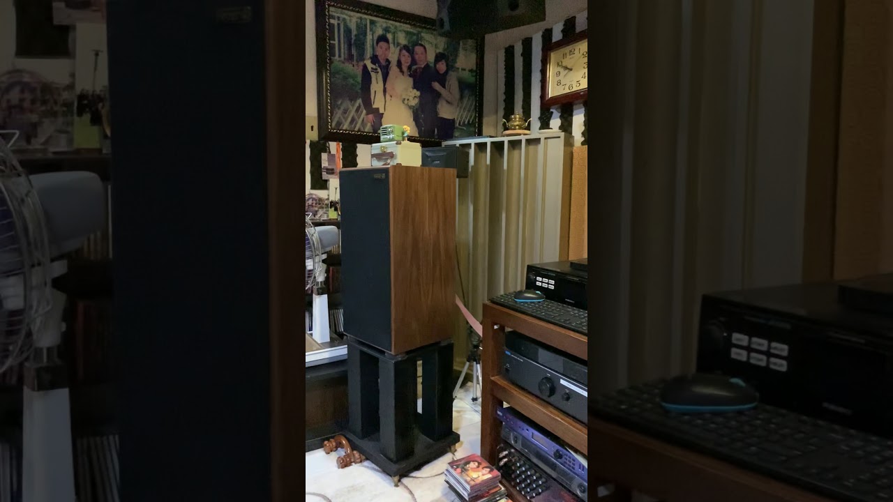 Harbeth 40th... - Lavardin IT - Revox A700.