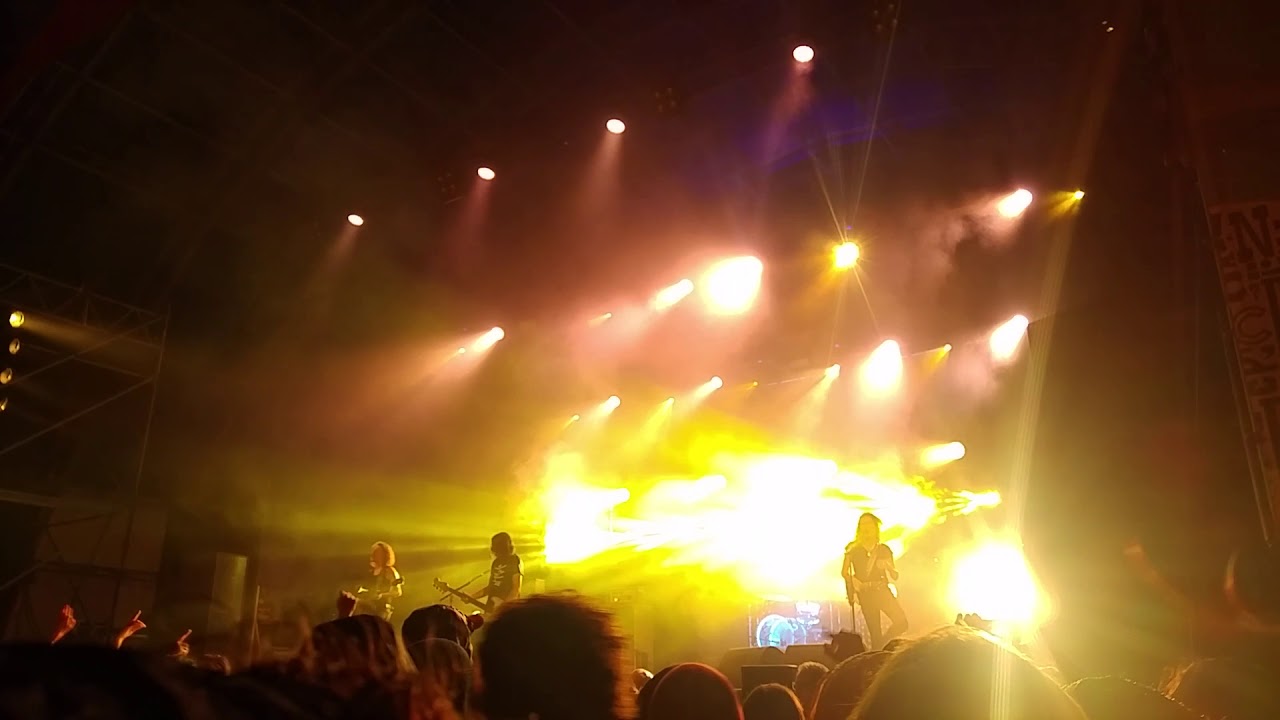 The Zen Circus - Ilenia live @ Carroponte (Mi)