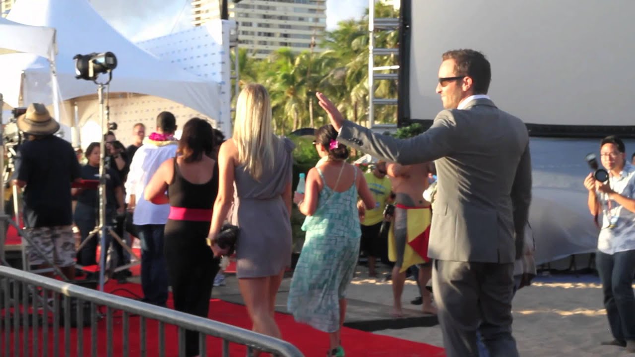 Hawaii Vacation Connection: Meet the Hawaii Five-0 Stars!