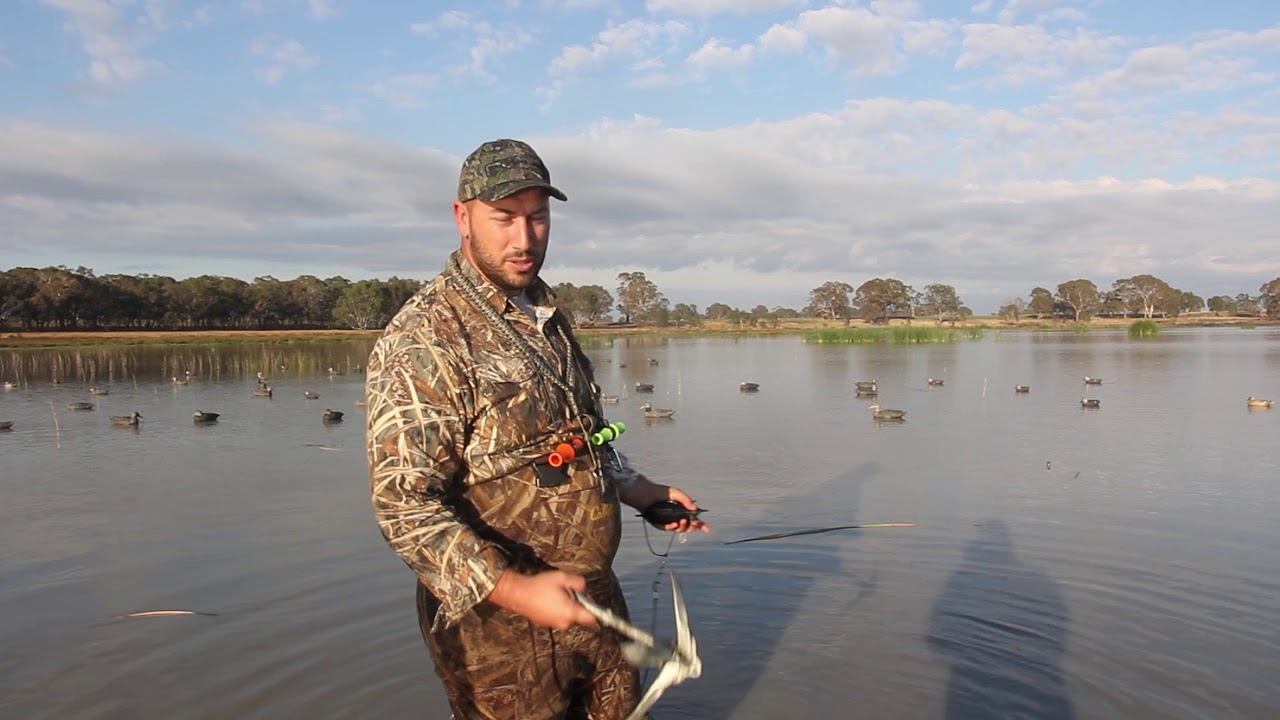 Talking Fowl 101- How to use the Motion Maker Jerk Rig