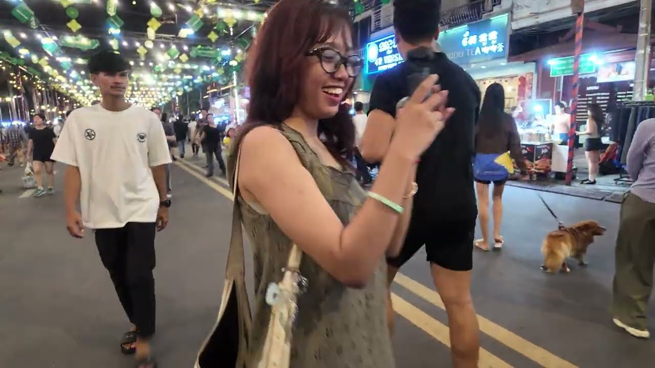 Best Walking Tour CAMBODIAN Street Food 2026 - Sunday Walk Riverside Food Market, Phnom Penh #1010
