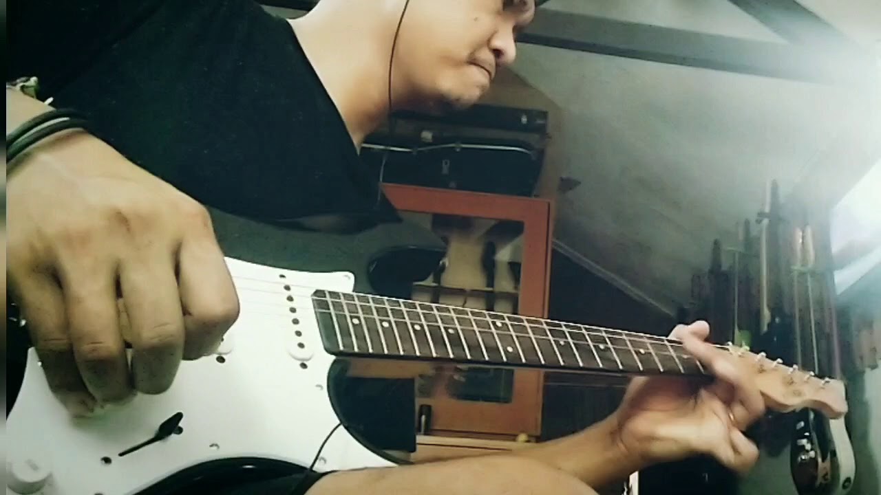 Electric Guitar Yamaha EG 112 (Guitar review )