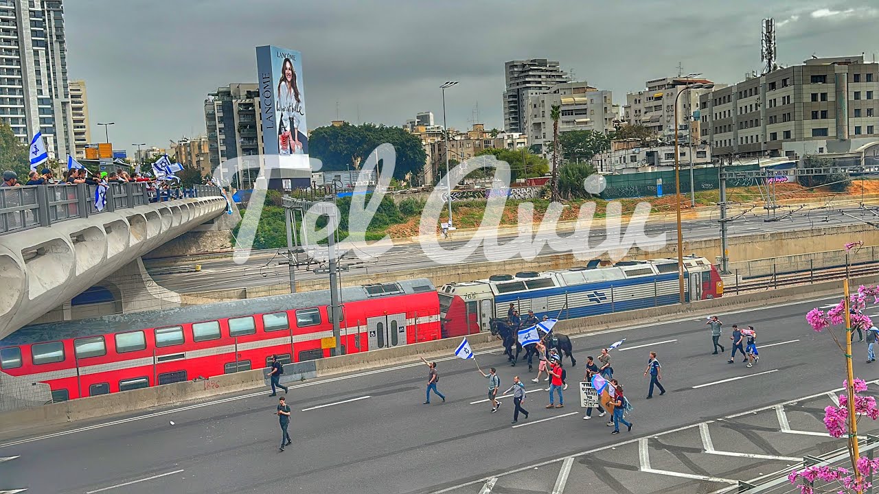 Tel Aviv Transportation (Amazing Protest Footage)