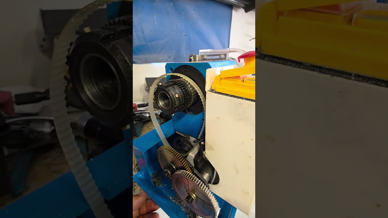 Replacing belt on Vevor mini metal lathe machine
