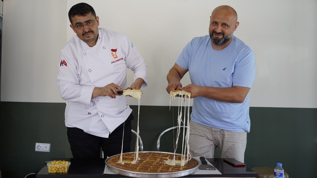 51 Yıldır Aynı Tat Dünyanın Merak Ettiği  Levent Börek