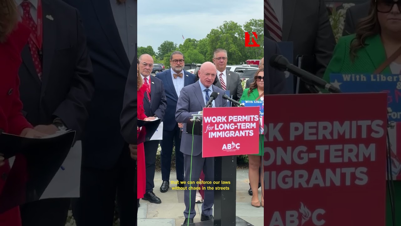 Bipartisan Lawmakers Push &lsquo;Dignity Act&rsquo; For Immigration Reform