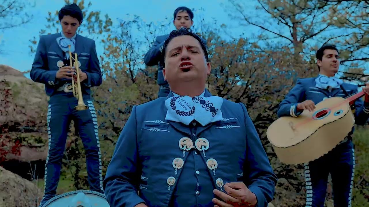 Me enamoraste I Mariachi Corazon Alegre (Videoclip Oficial)