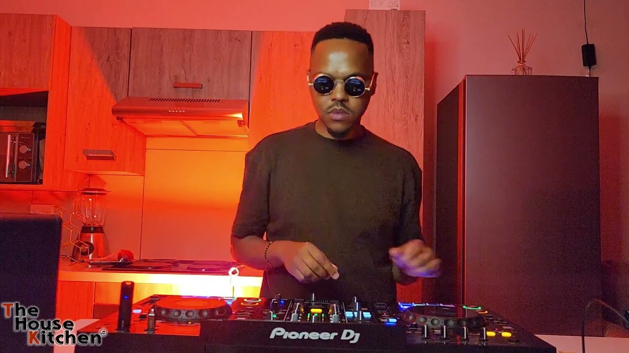3 Step Afro Tech House Mix 2024 Episode 64 Mixed by Doritos DJ (Barulho World)
