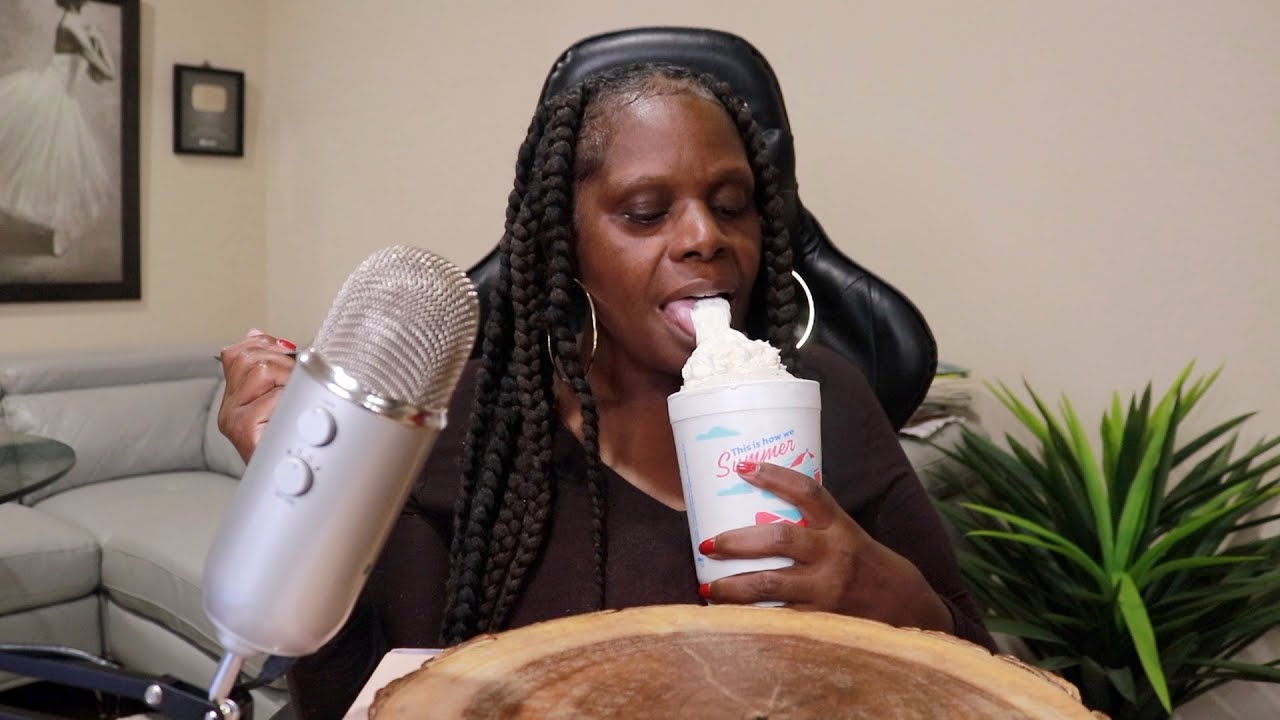 OREO CHEESE CAKE MILK SHAKE ASMR EATING SOUNDS