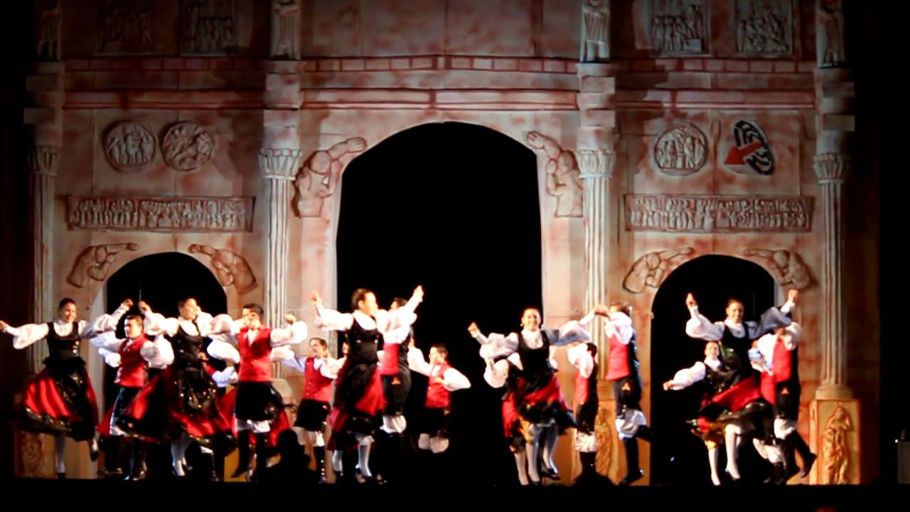 XXXIII Festival Internacional de Danzas .Galicia grupo Semente Nova, ganador del festival