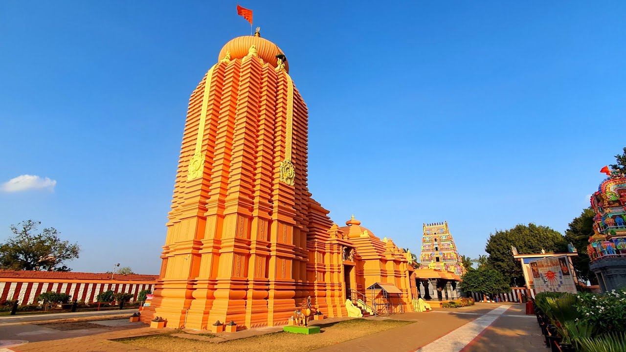 Thennangur temple inside