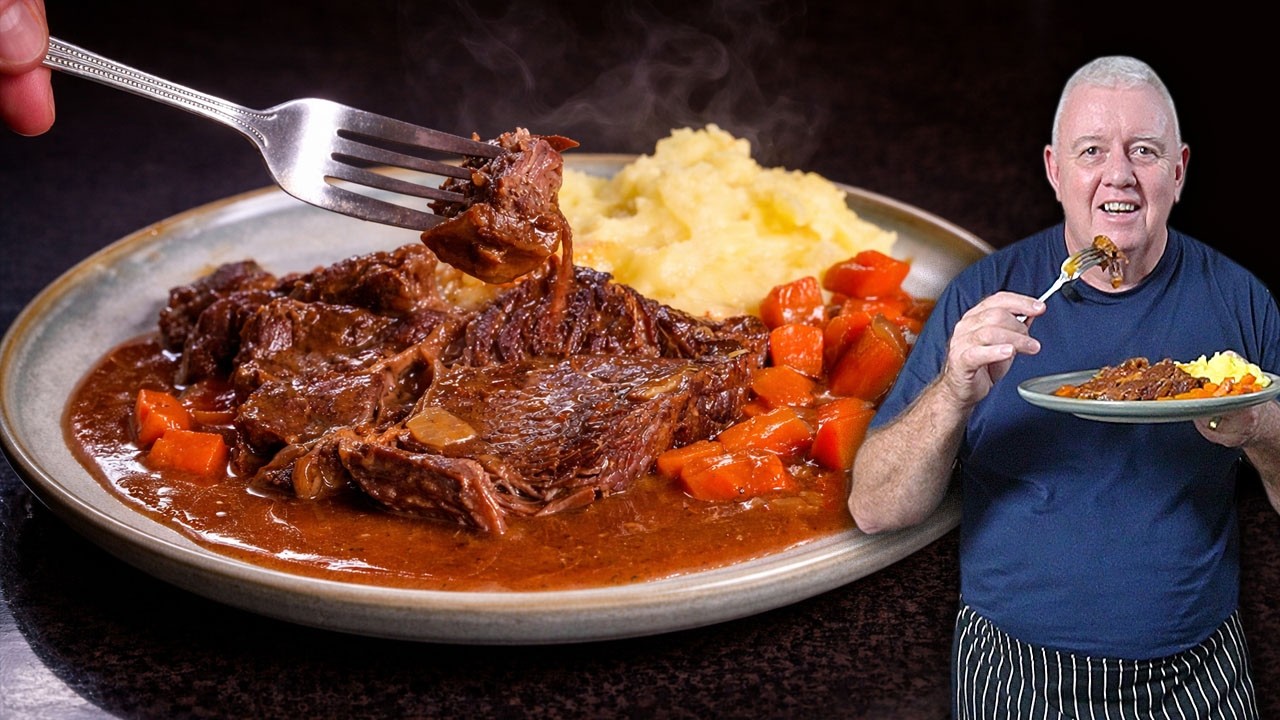 Proper Old School Braised Steak & Gravy