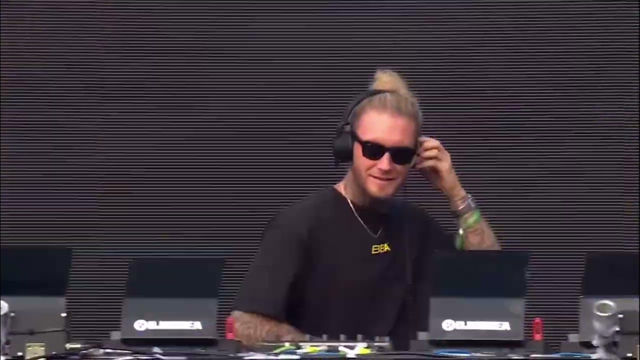 David Guetta & MORTEN - Future Rave ID