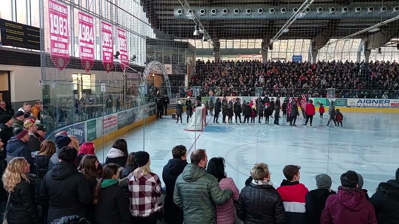 EV Dingolfing gegen Hassfurt Hawks Einlaufshow! Isarrats! 11:3!