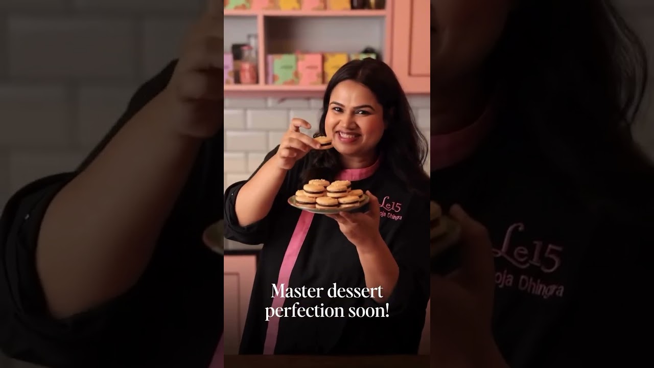 Sift through the secrets of the perfect indulgence!🧁✨
