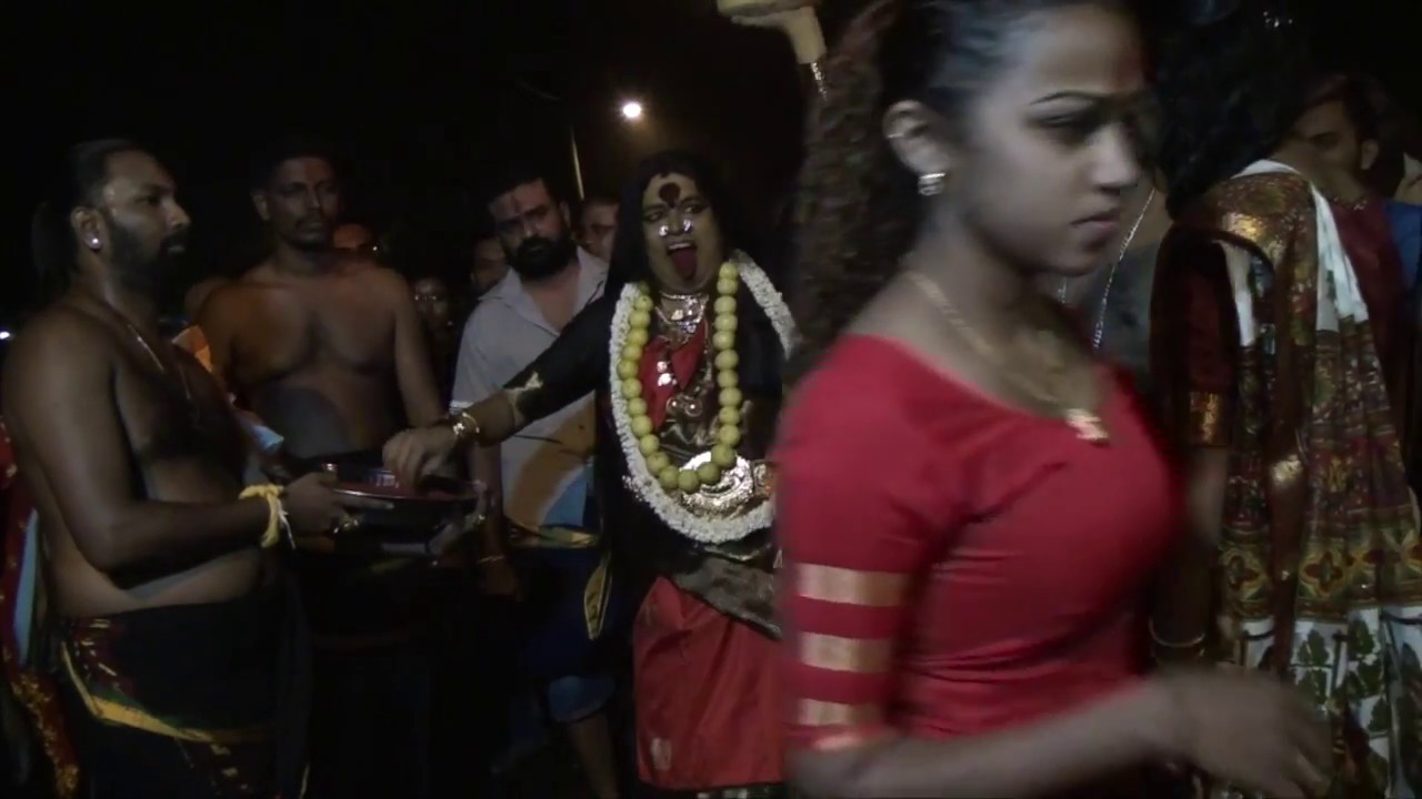 காளி ஆட்டம் - Kali Amman Attam -  SRI ASHDA THASA PUJA KALIAMMAN TEMPLE - DURIAN TUNGGAL, MELAKA
