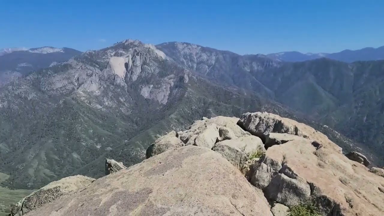 Moro Rock climb Sequoia National Park, Granite dome 6726 ft elevation vid by Aunali Khaku jun 2025