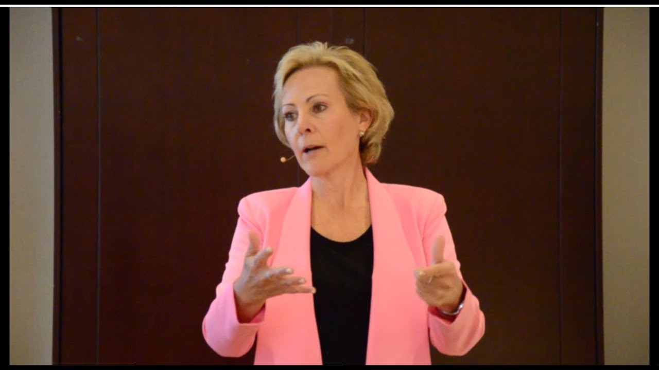 Elaine Allison, Customer Service & Reputation Management