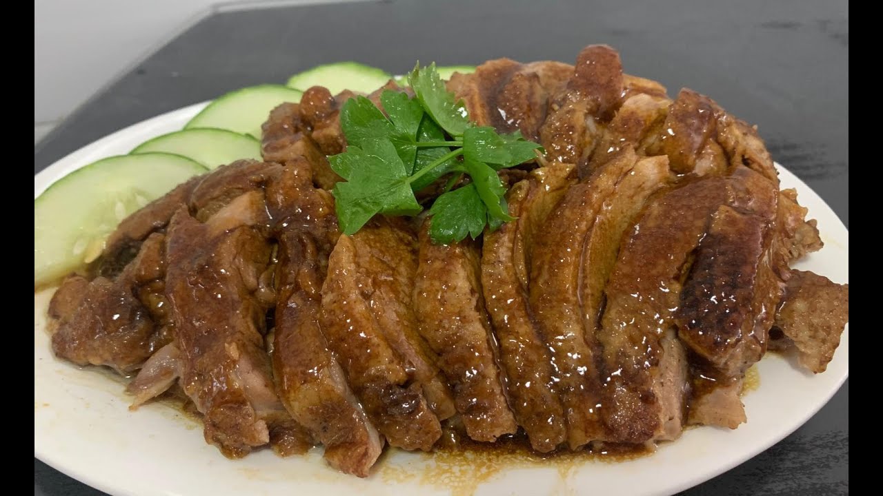 卤鸭 Braised Duck | 香兰发糕 Pandan Huat Kueh