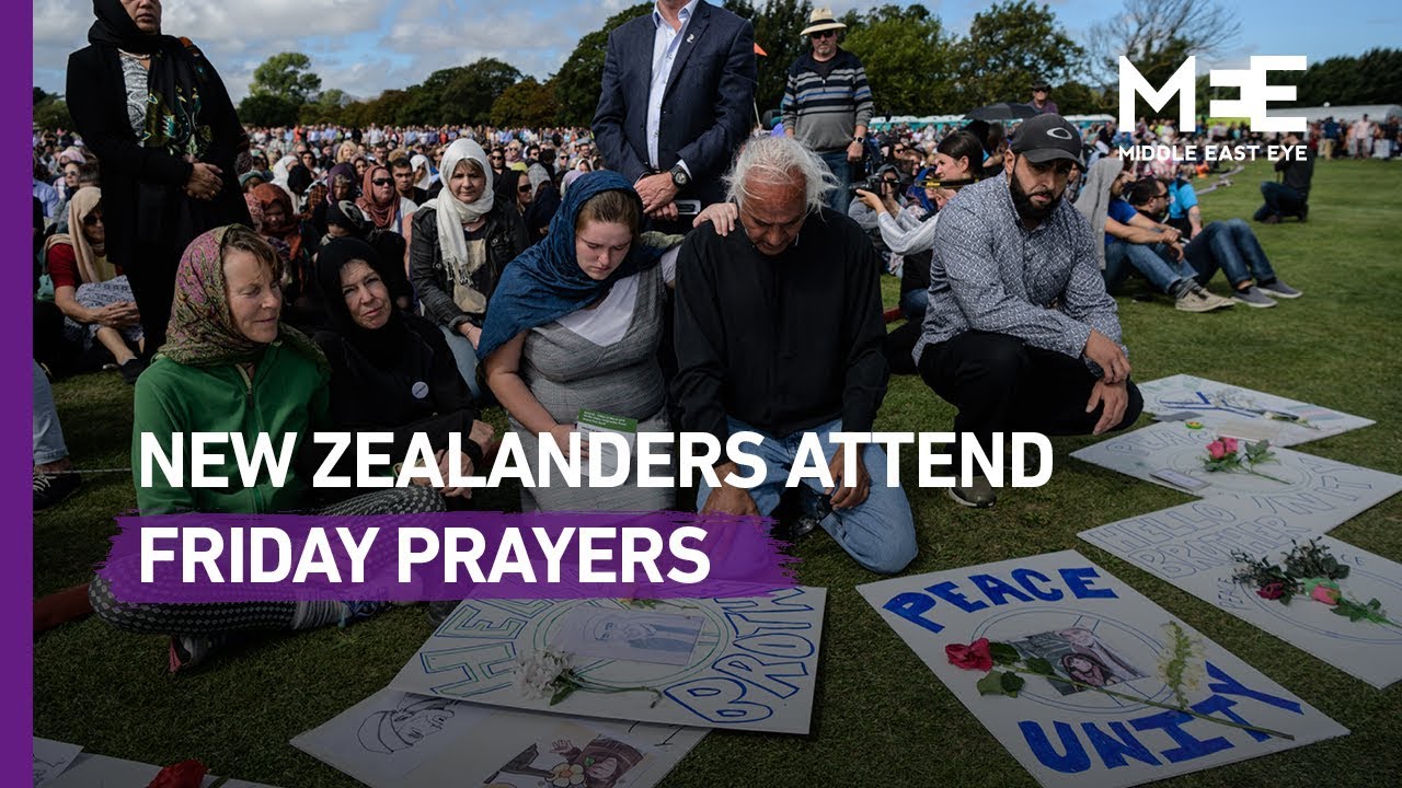 Thousands of New Zealanders attend Friday prayers a week after Christchurch shootings