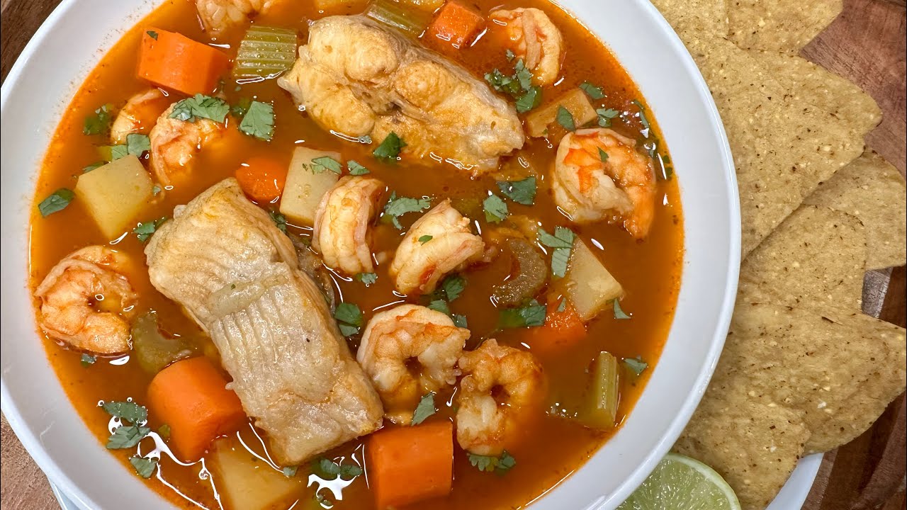 Caldo de Pescado y Camarón - Receta Fácil y Sabrosa