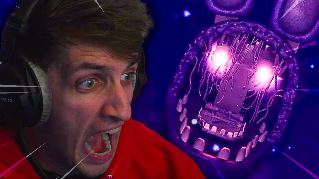 Playing FNAF With My Friends Was A Disaster