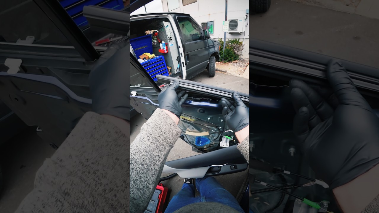 CAR BREAK IN Savior 😎 #autoglass #pov #toyota