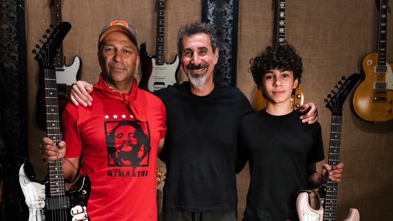 Tom Morello - &ldquo;ADJOURN IT&rdquo;