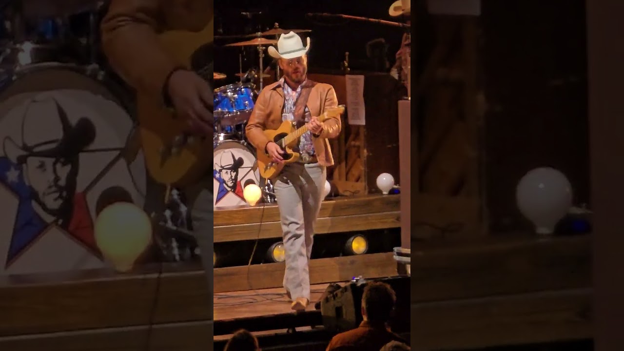 Charley Crockett-Trinity River-9/7/2025 Merriweather Post, The Cowboy and The Crooner Tour