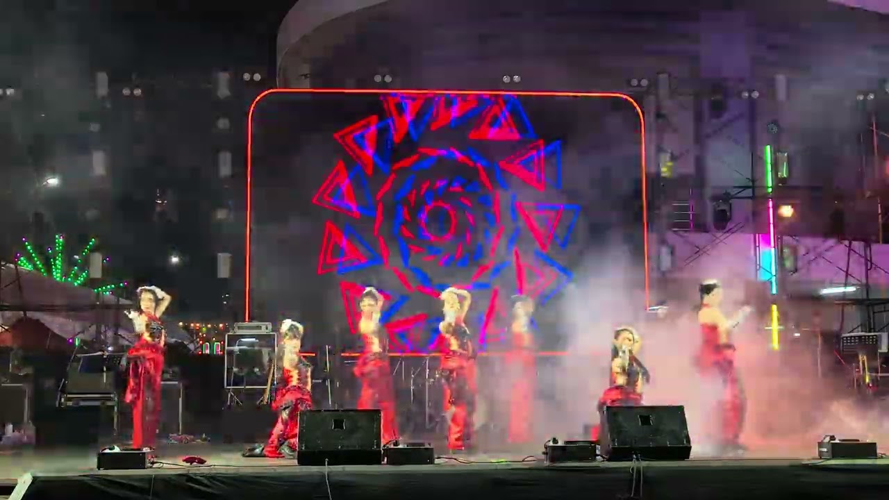 D.viPer - Heart of Happiness New Year Light 2026@เทศบาลเมืองบ้านโป่ง [20251231]