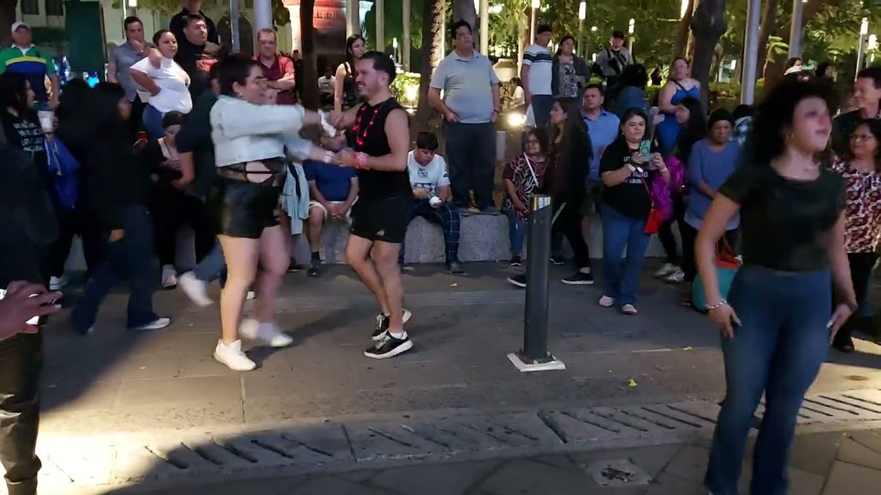 Una chica muy bailarina !