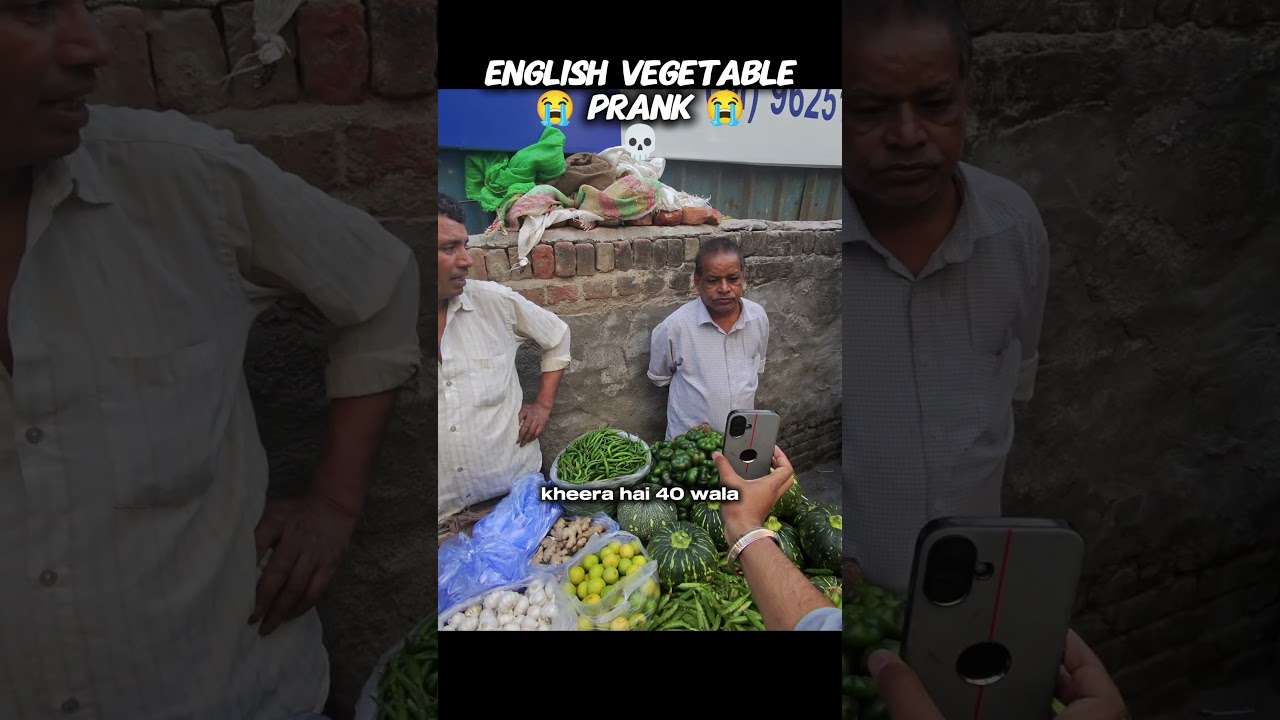 Cucumber prank uncle ke pss hai de nahi rahe 😂😭😅 #comedy #funny #prankgonewrong