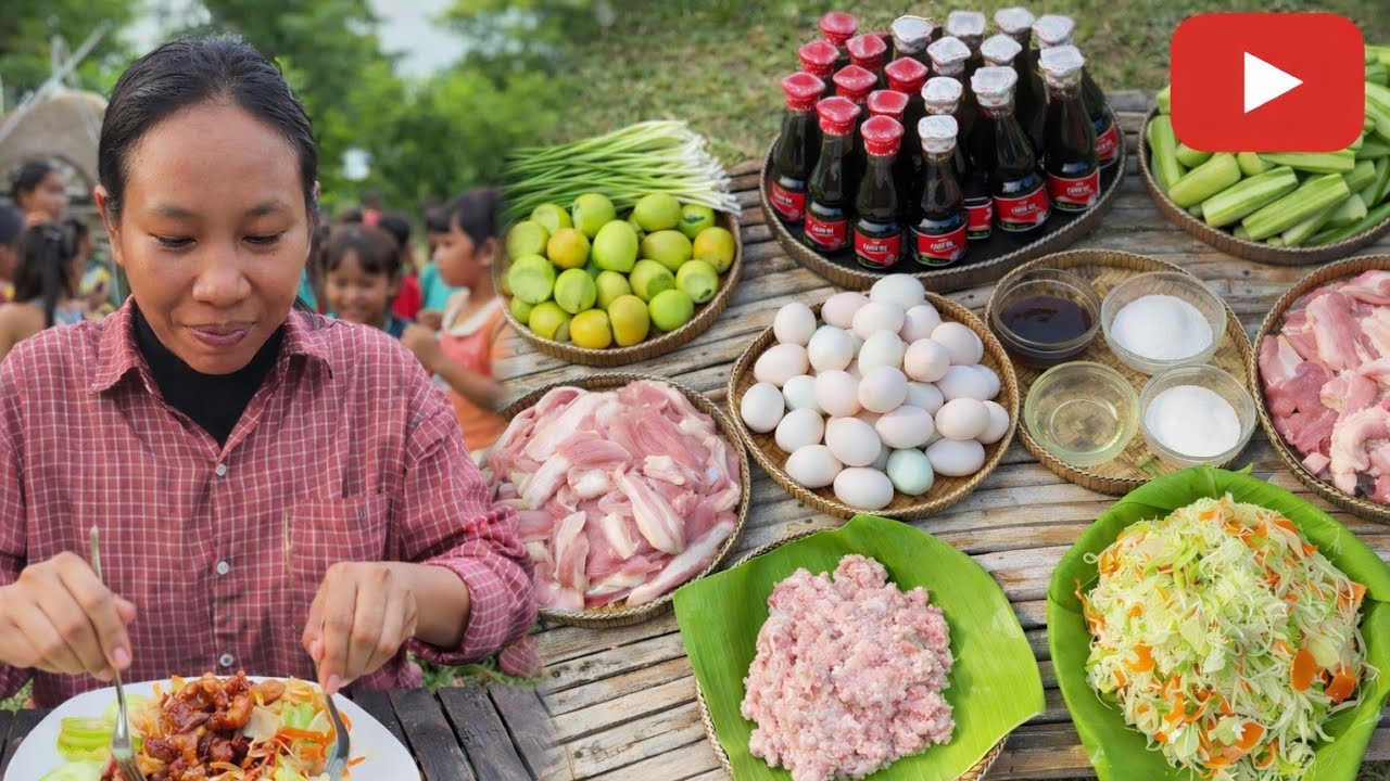 បាយស្រូបសាច់ជ្រូក | The Khmer Food | khmer Cooking