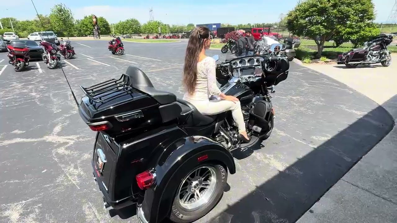 Smoky Mountain Harley-Davidson | Inside One of Tennessee's Coolest Bike Stores #HarleyDavidson #girl