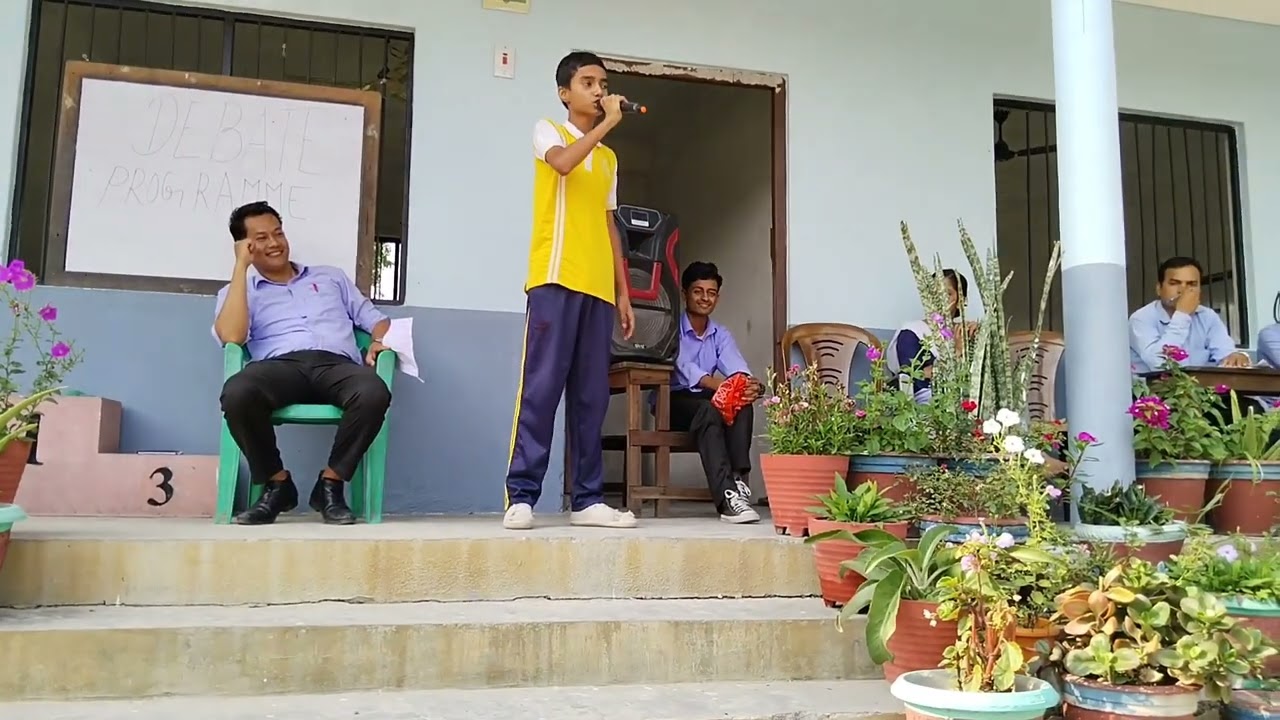 धन भन्दा विद्या ठुलो। (मन्जिल नेपाल)