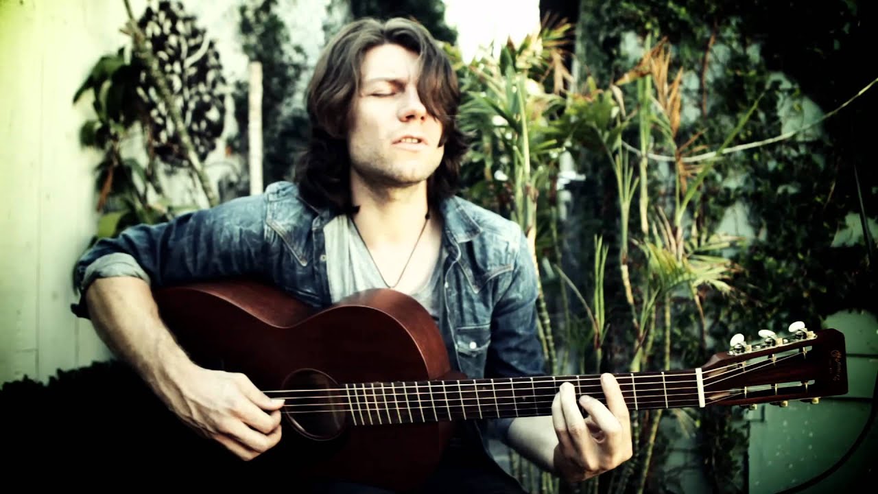 Patrick Fugit Sings Hang Me by Dave Van Ronk