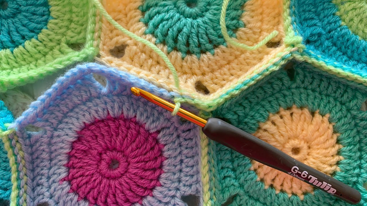 How to Join Hexagons in Crochet! (Right)