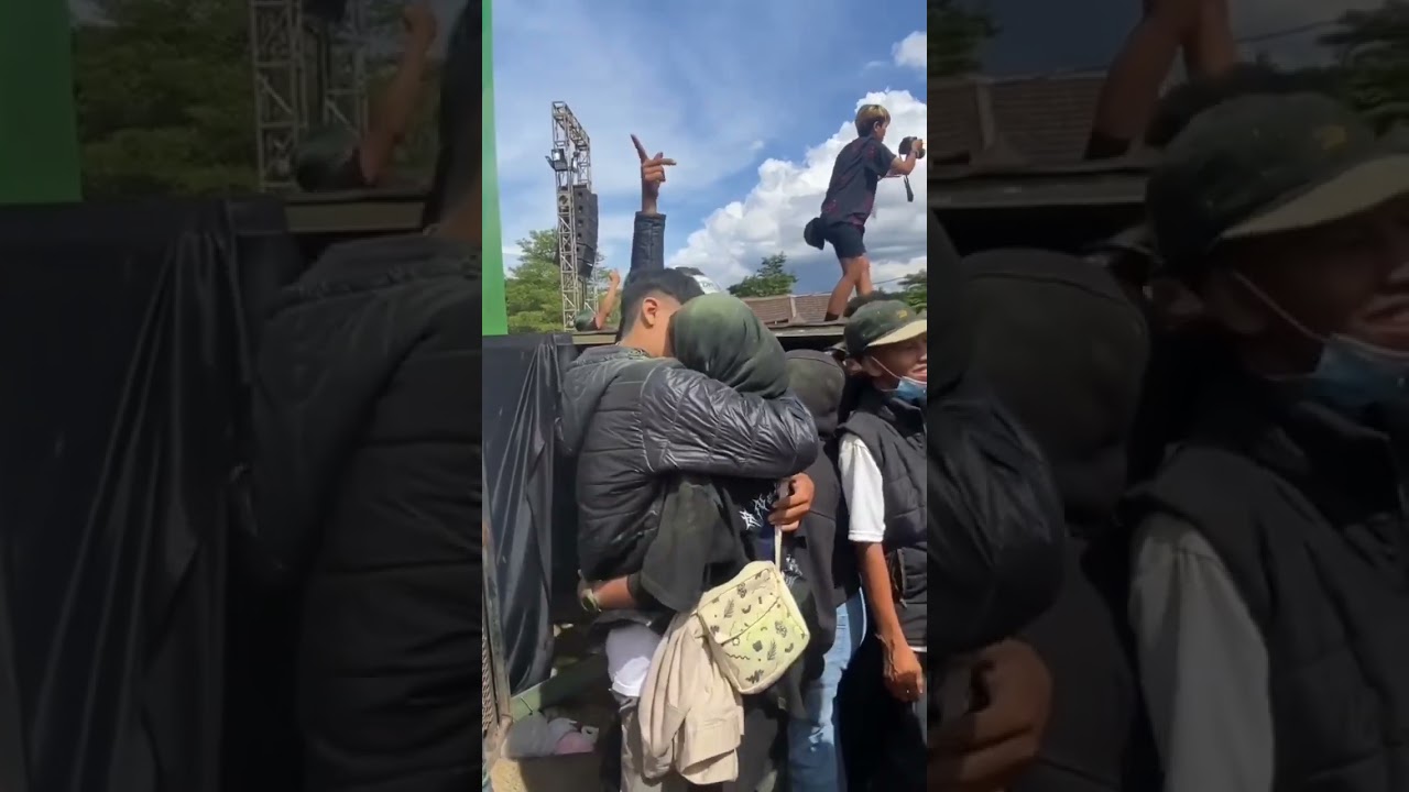 Lagu Konsernya Bikin Penonton Baper sampai Menangis tak kuat tahan air mata #shorts