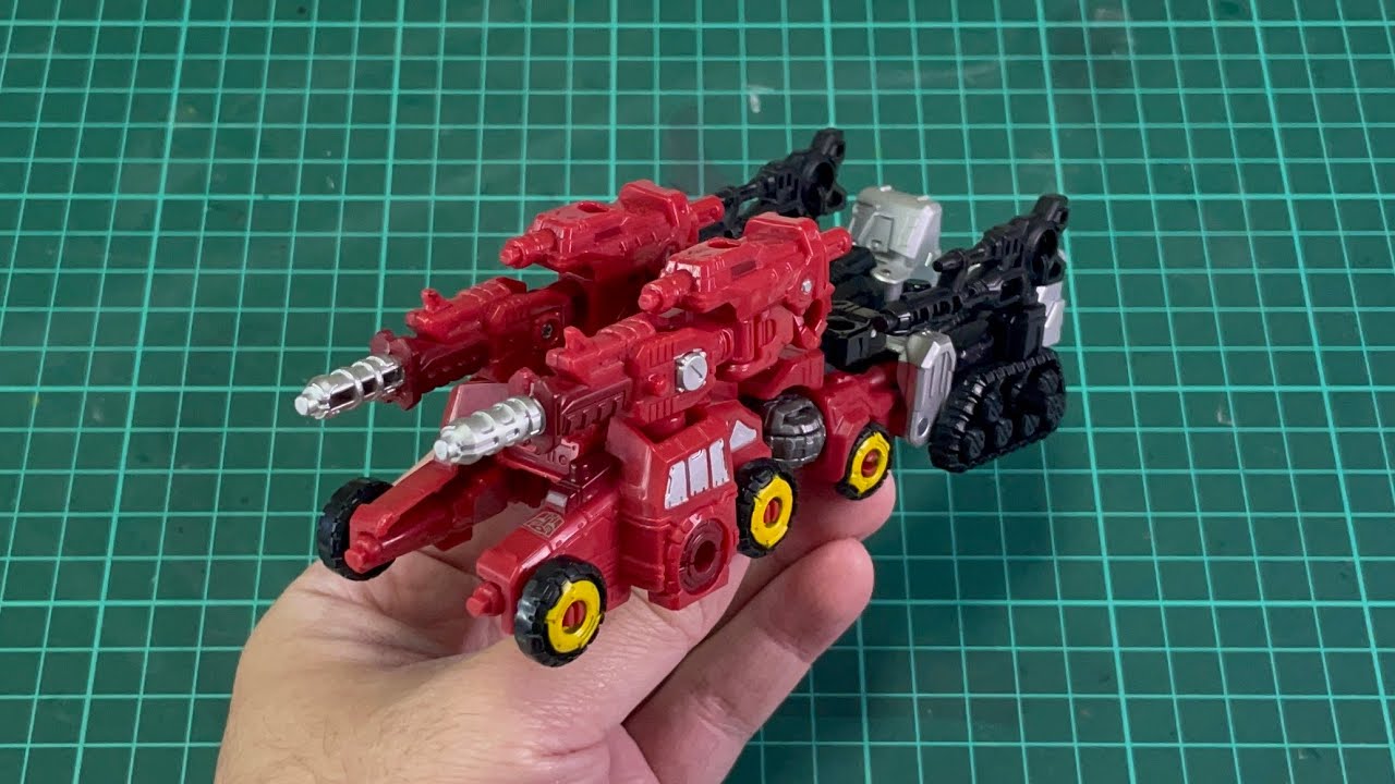 Transformers War for Cybertron Siege WFC-S56 Powerdasher Aragon (Armored Truck mode to Robot mode)
