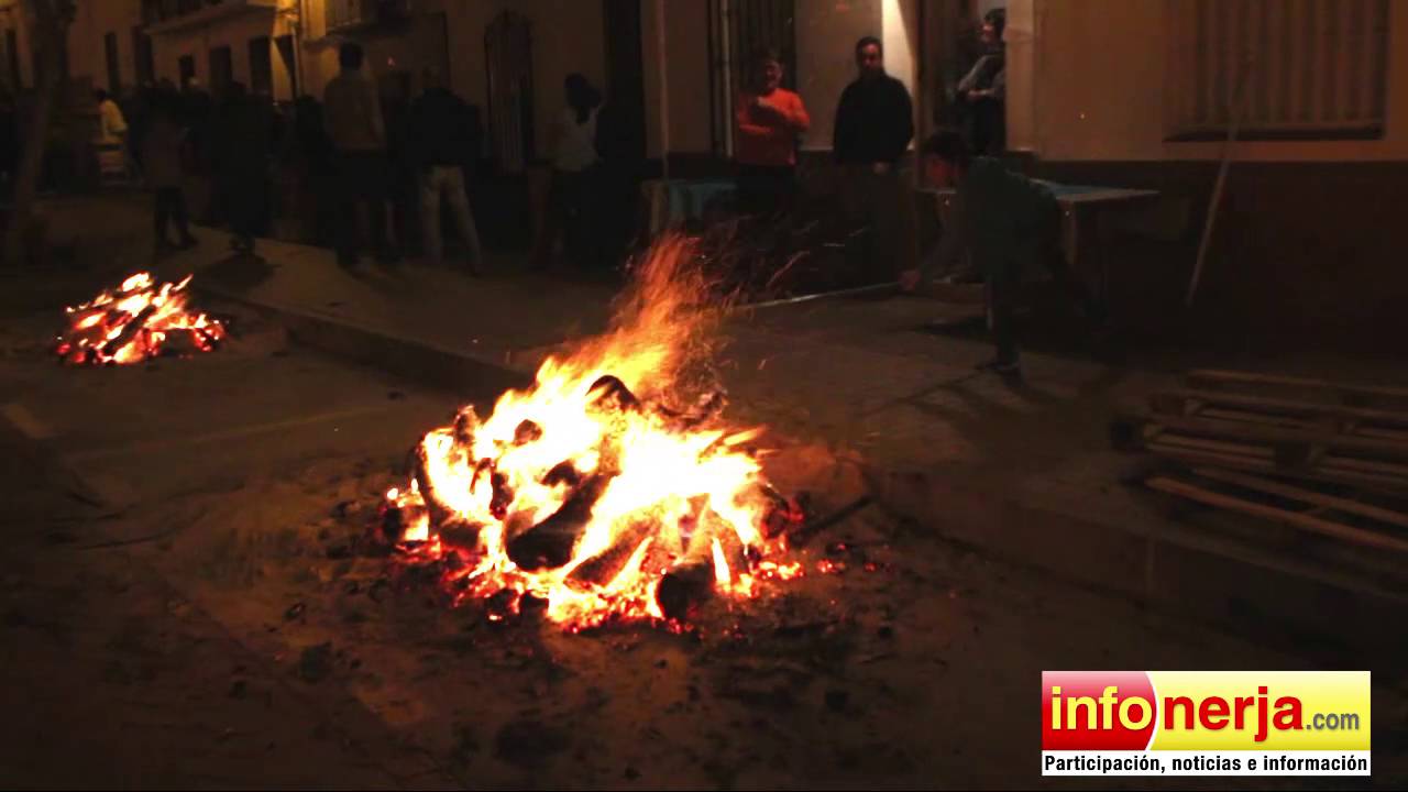 Las hogueras de San Antón en Maro - Nerja