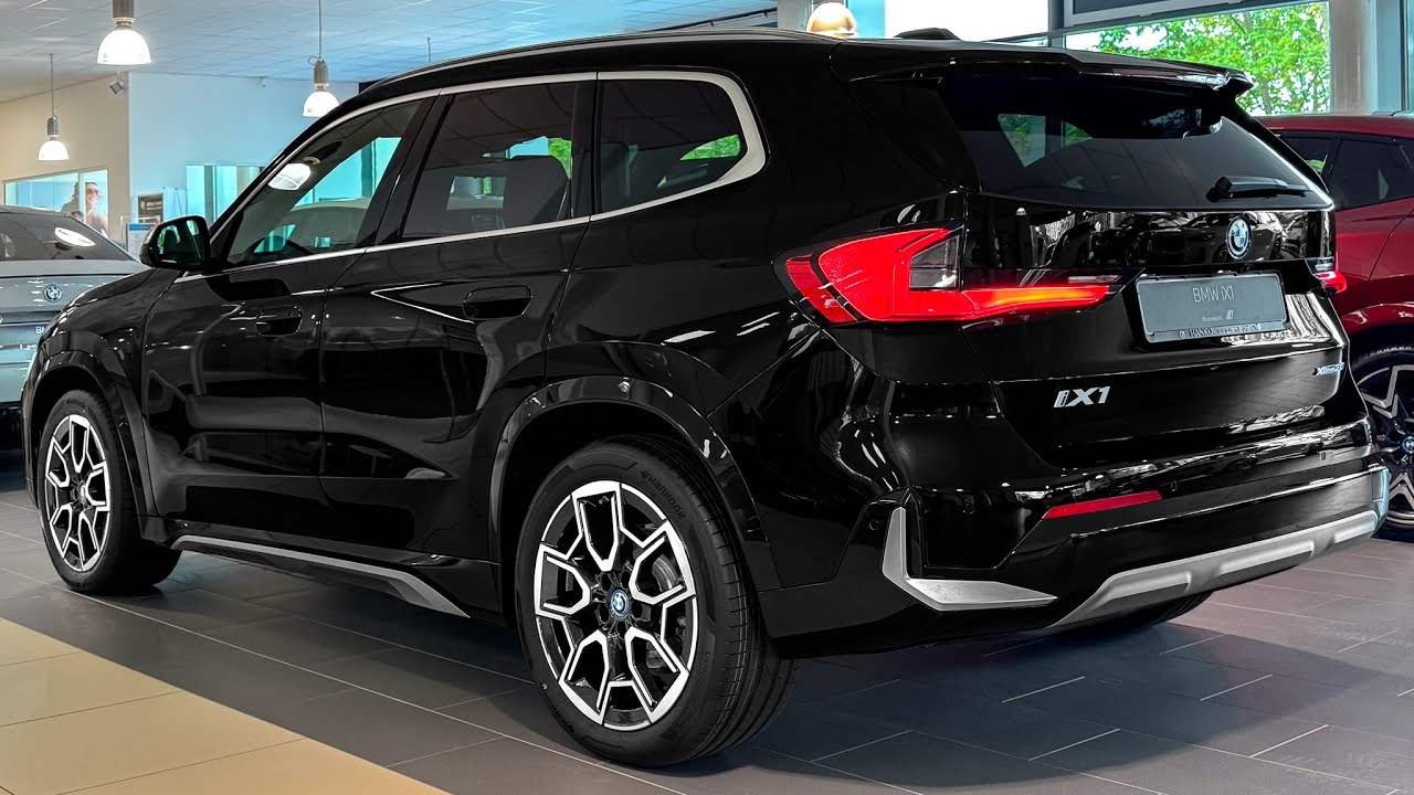 2024 BMW X1 xLine (272hp) - Interior and Exterior Walkaround @hakvoorthanko