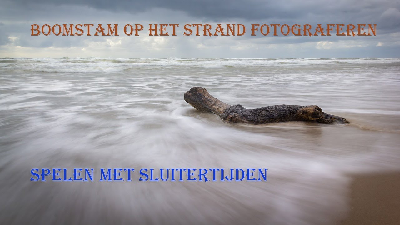 Boomstam op het strand fotograferen met verschillende sluitertijden in Denemarken