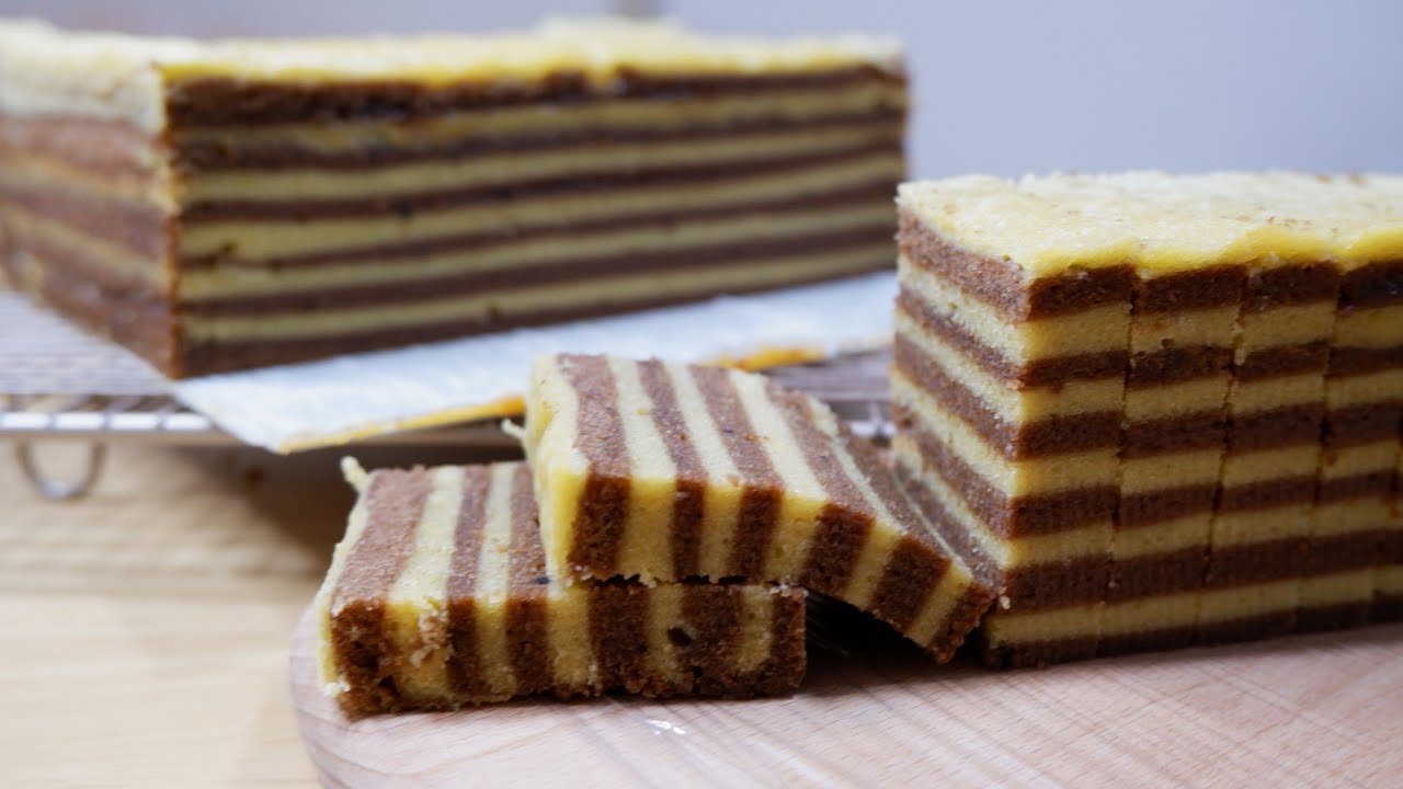 Steamed Horlick Layer Cake / Kek Lapis Horlick | 蒸好立克千层蛋糕