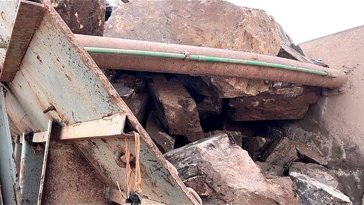 BIG ROCK 🪨 Crusher Machine - FULL Powerfull Process A Giant in Action-Big Rock Crushing#asmrvideo