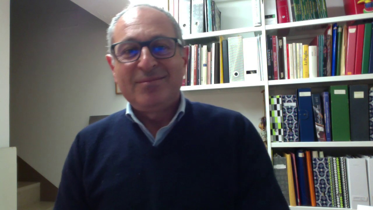 Raffaele Casciaro, storico dell'arte: 