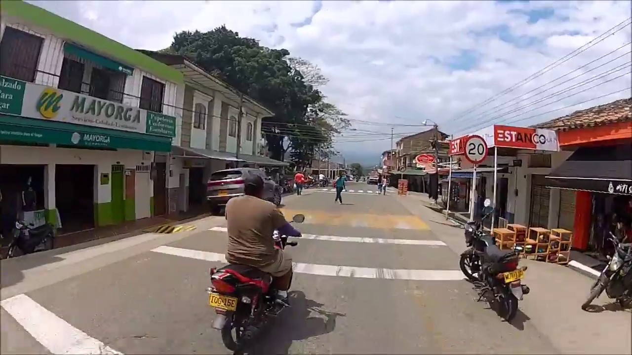 34 Miranda - Cauca, kra 7ma y 5ta. Tour en moto por Colombia.