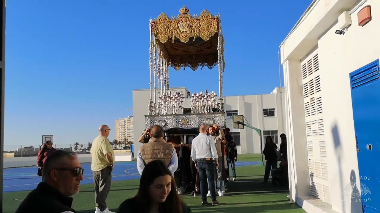 Traslado paso palio Caridad (Las Penas), Cuaresma Cádiz 2025