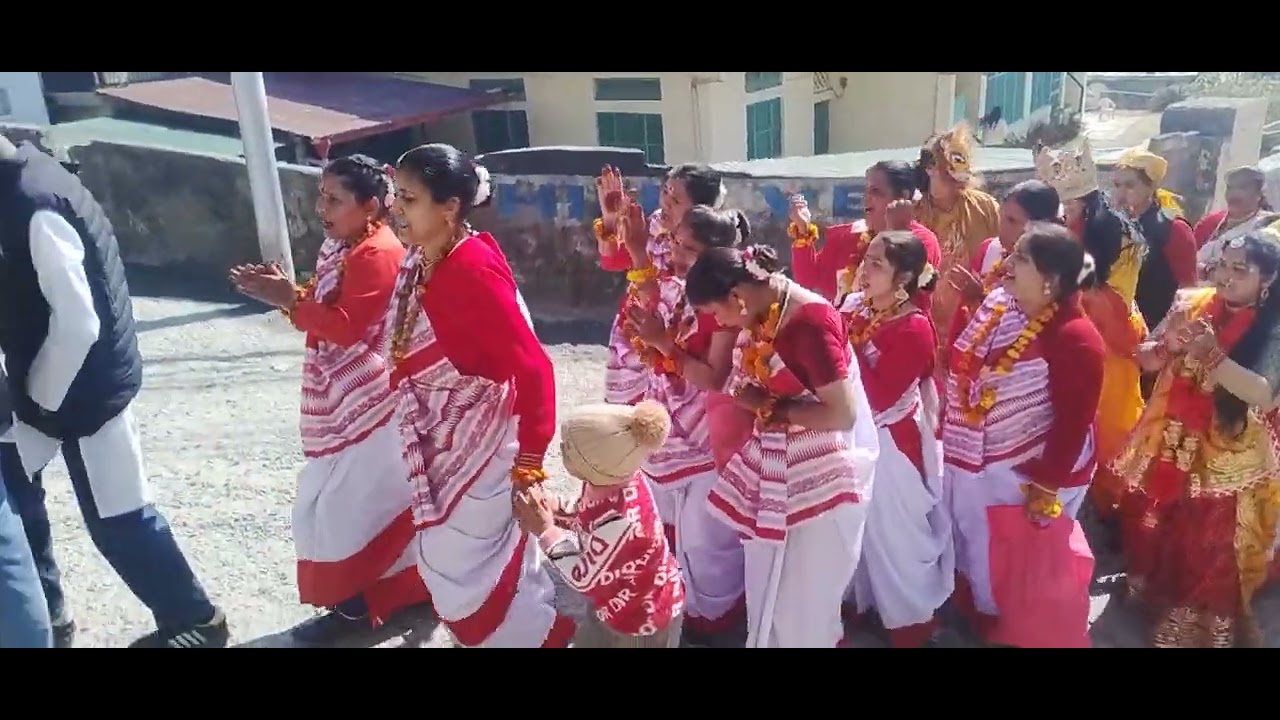 नैनीताल मे होली की धूम #viral #ytshorts #trading #holivibes #holi 