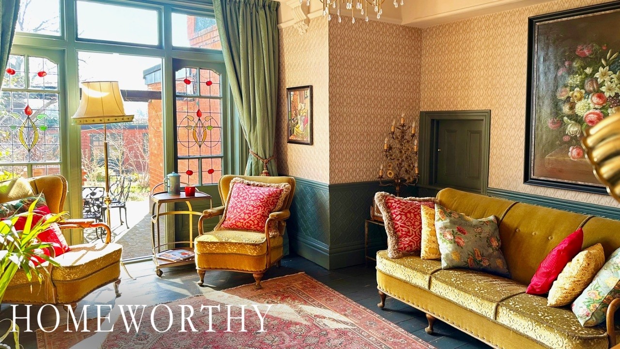 HOUSE TOUR | This Instagram-Famous London Home Blends Art Deco Design with Bold, Colorful Character