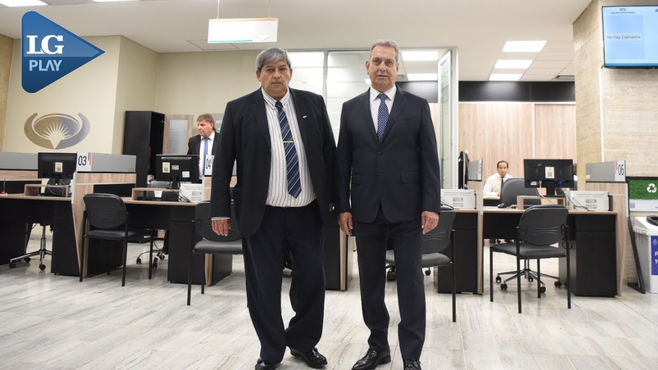 Las nuevas autoridades de la Caja de Ahorros llegan a la sede